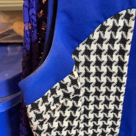 Beige by ECI Houndstooth Sleeveless Sheath Dress 10 - Picture 16 of 17